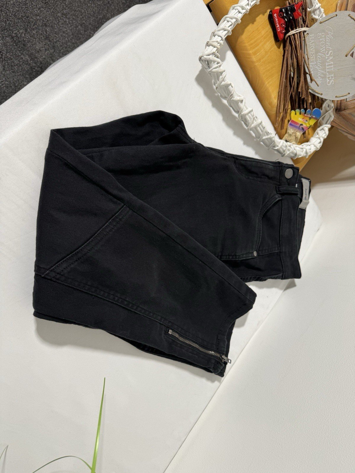 Heine Black Crop Stretch Jeans With Side Seam Zip Size 8P