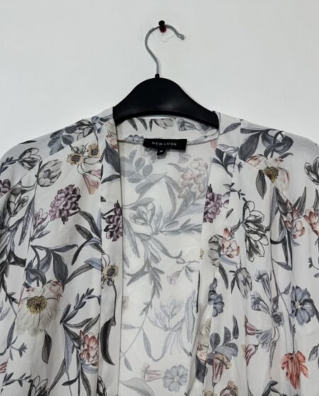 New Look Ecru Floral Waterfall Kimono Size 14