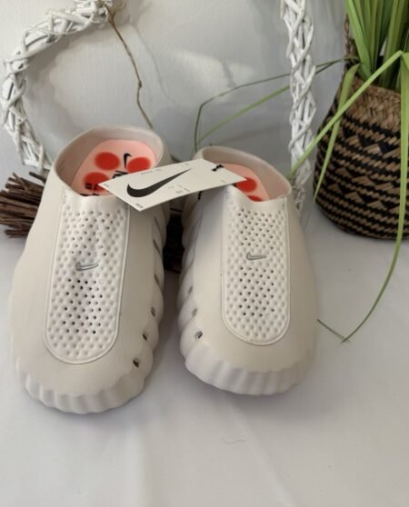 Nike Mind 001 White Mules Size 5