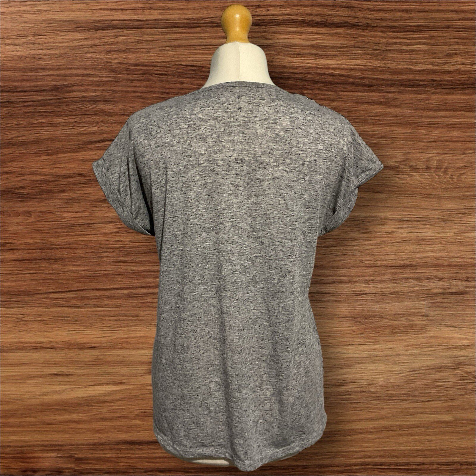 Beth Jordan Grey Fleck Top Net Neck Detail With Floral Pattern Cap Sleeve Size M