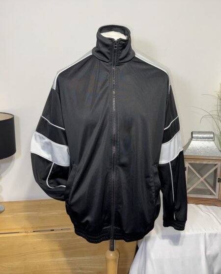 H&M Divided Black Zip Thru Gym Top Size M