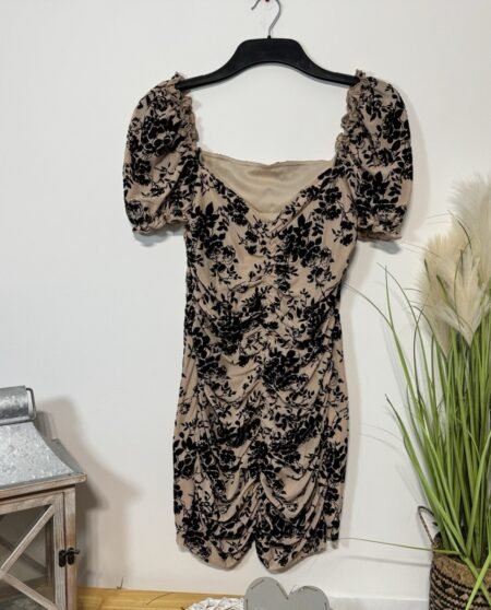 Sweetheart Neckline Net & Velour Floral Overlay Bodycon Dress Size 10-12