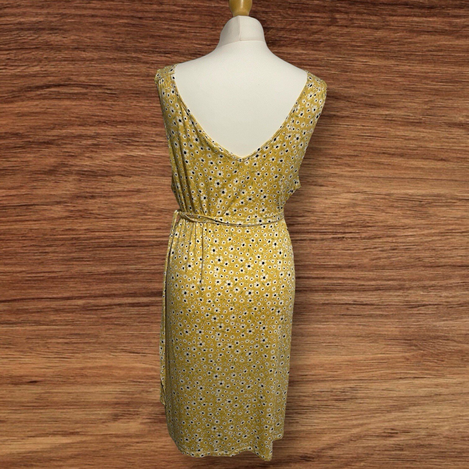 Womens George Yellow Stretch Slip Dress With Flower Pattern tie waist Size 16-18