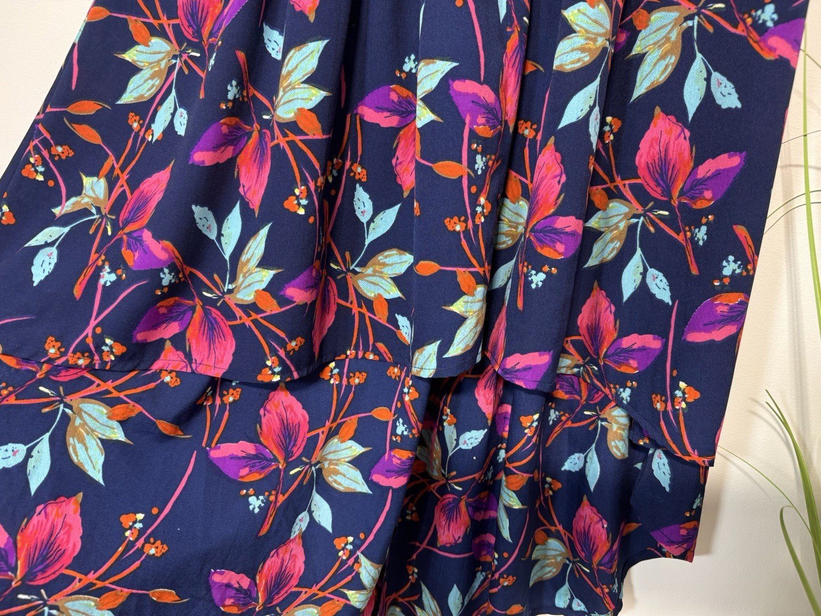 Asymmetrical High-Low Floral Skirt Size 8-10