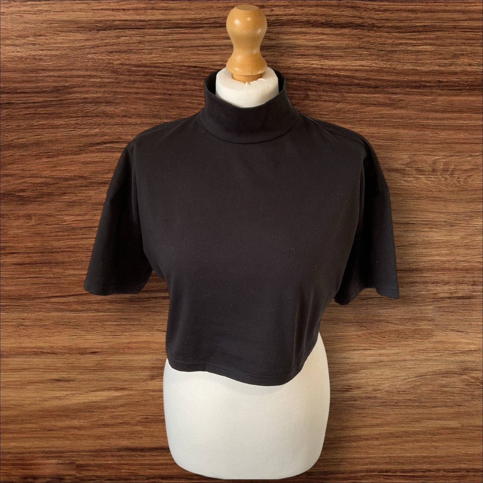Black Cropped High Neck Top 3 Quarter Sleeve Size M