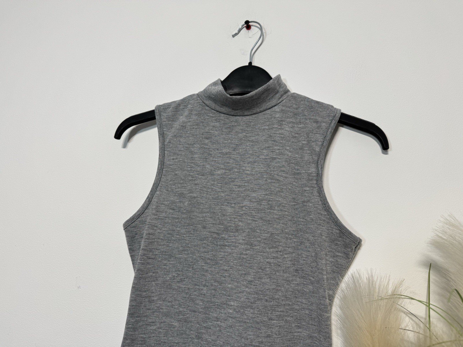 Boohoo Grey High Neck Fitted Tank Top Size 6
