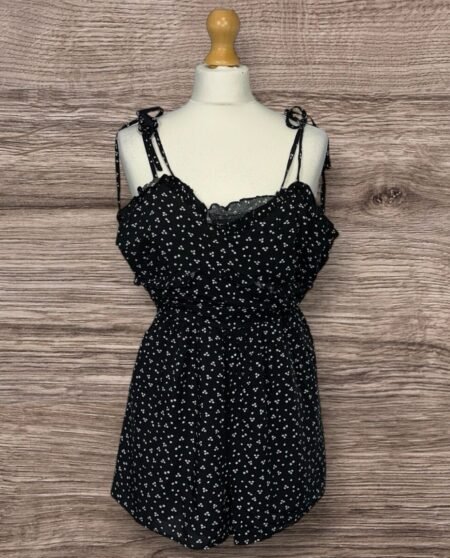 Boohoo Playsuit Black Floral Size 8