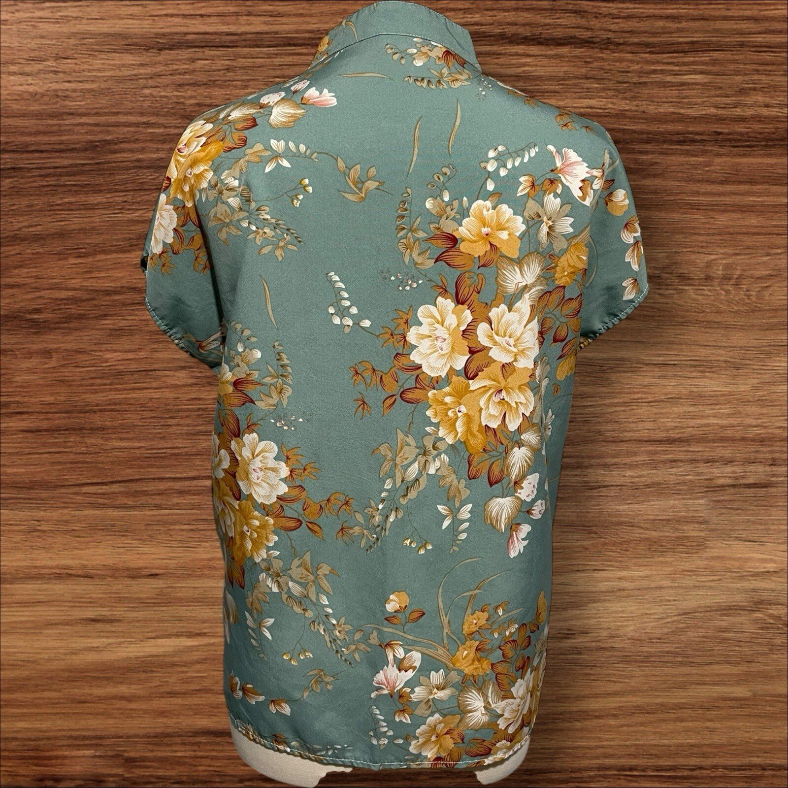 Green Slip over Blouse Floral Pattern Stand Up Collar Detail Line Front Size XL