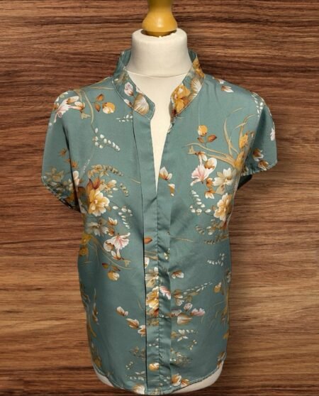 Green Slip over Blouse Floral Pattern Stand Up Collar Detail Line Front Size XL