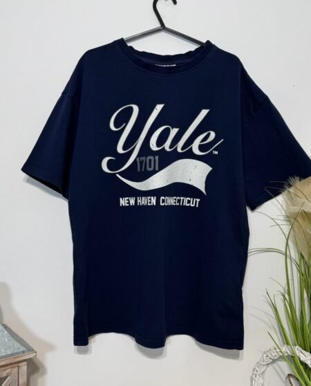 Yale University Navy Graphic T-Shirt Size M