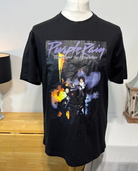 BLACK GRAPHIC T-SHIRT SIZE M