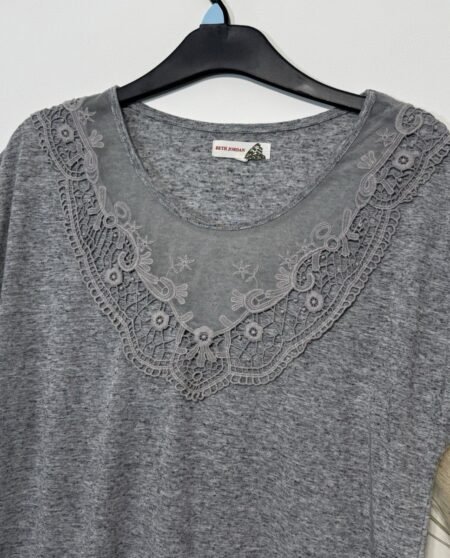 Beth Jordan Lace Effect Yolk Top Size M