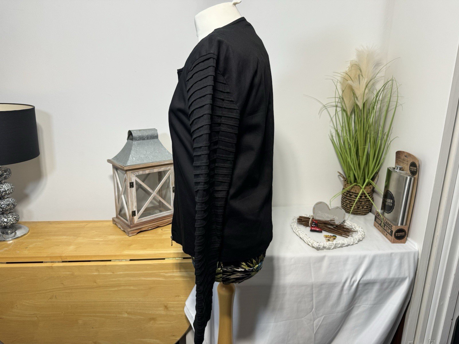 Black Pleated Sleeve Full Zip Collarless Lined Jacket Size 12-14