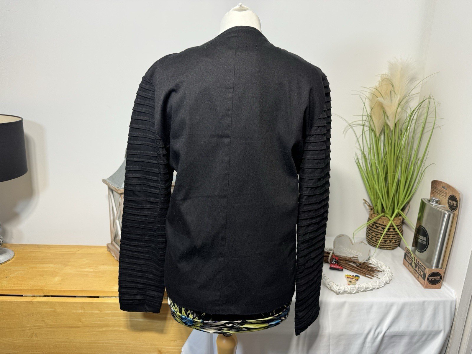 Black Pleated Sleeve Full Zip Collarless Lined Jacket Size 12-14