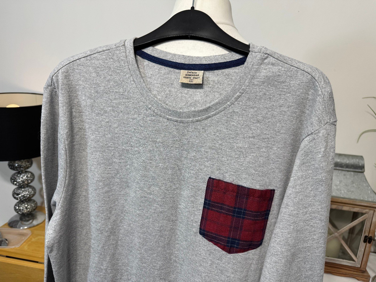 DEFACTO GREY LONG SLEEVE SLIM FIT SWEATSHIRT SIZE S