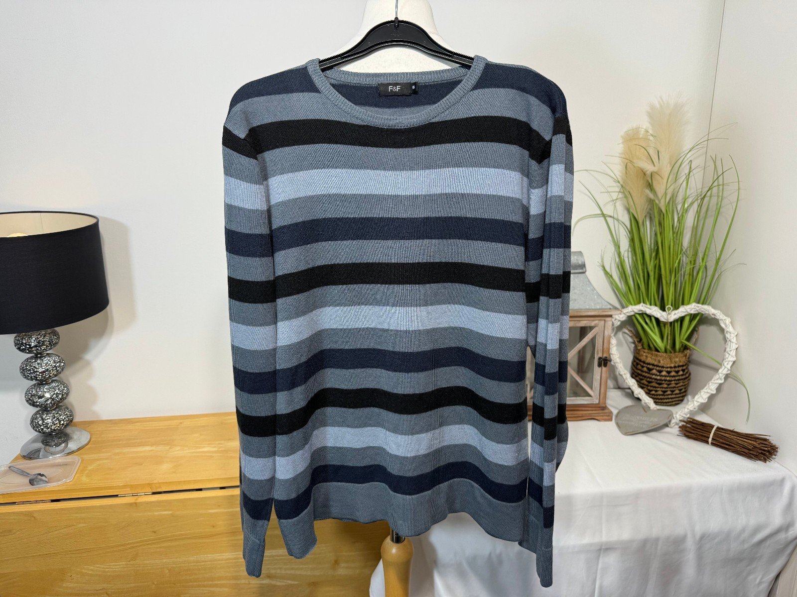 F&F BLUE TONE STRIPE CREW NECK ACRYLIC JUMPER SIZE S