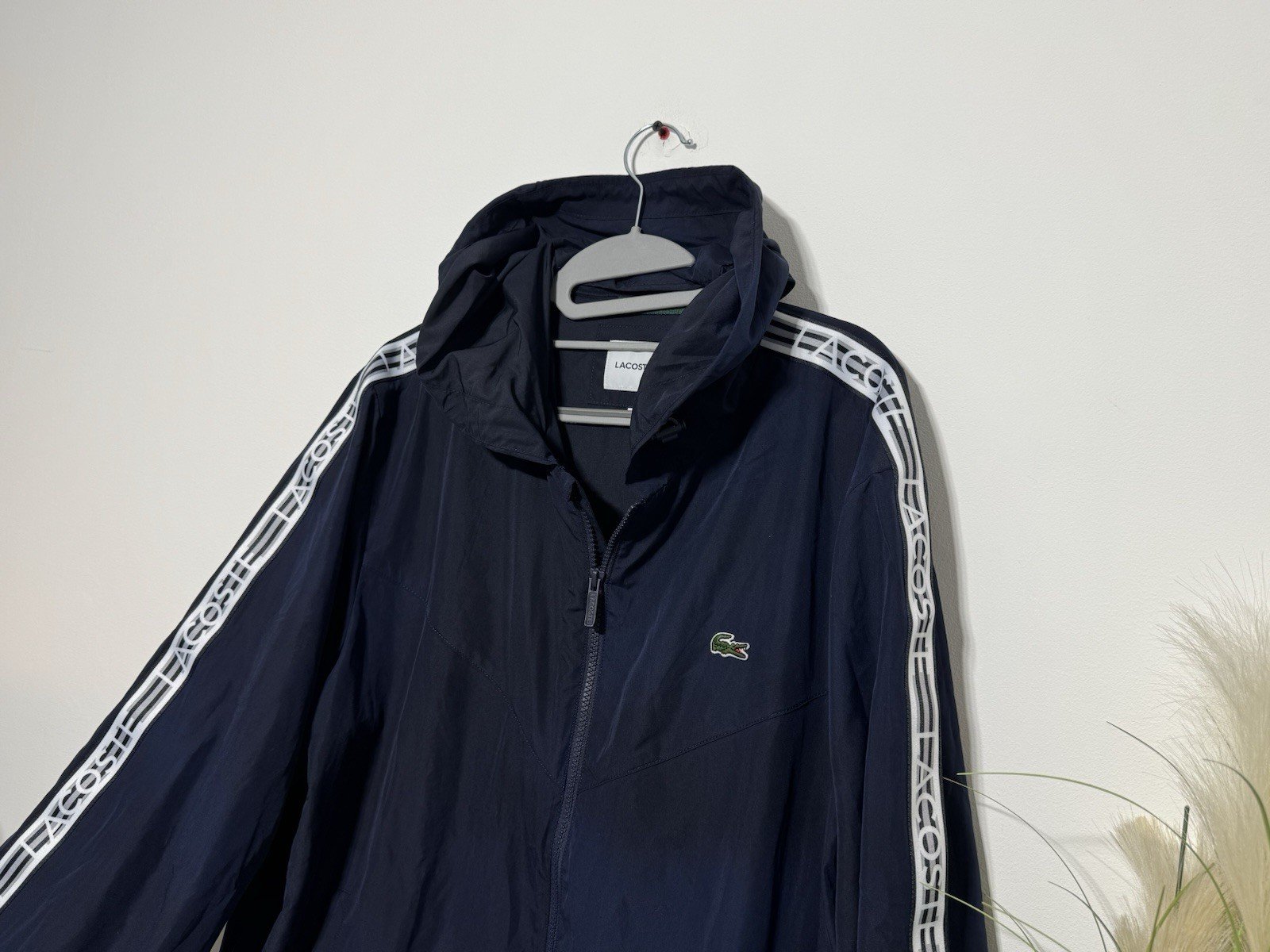 Lacoste Navy Arm Stripe Logo Hooded Pockets Full Zip Top Size L/XL