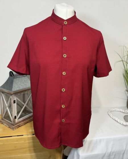 Manfinity Deep Red Textured Stand Up Collar Short Sleeve Shirt Size S