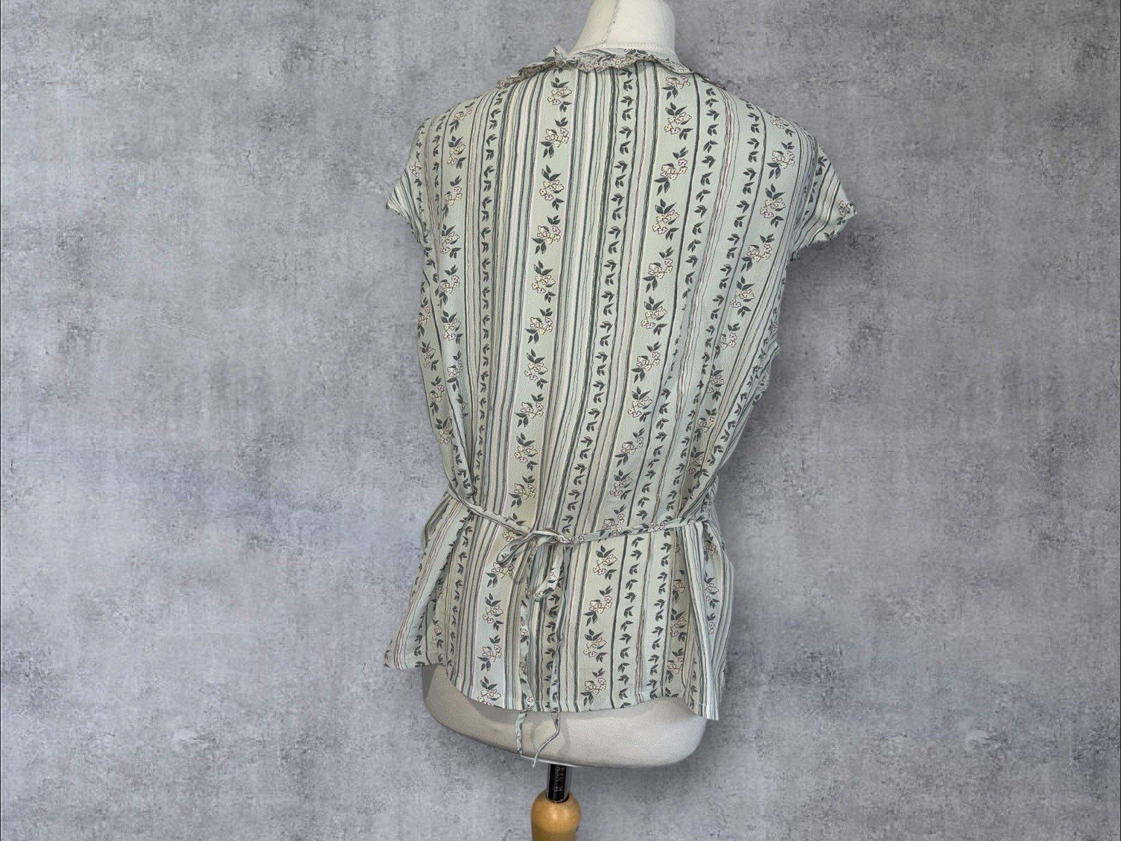 Mint Ditsy Floral Blouse Frill Detail To Close And Collar Tie Waist