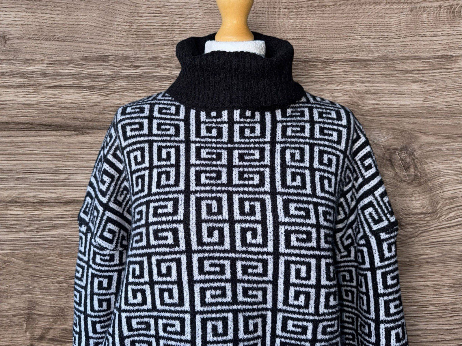 Pep&Co Black & White Geo Patterned Turtle Neck Jumper Size L