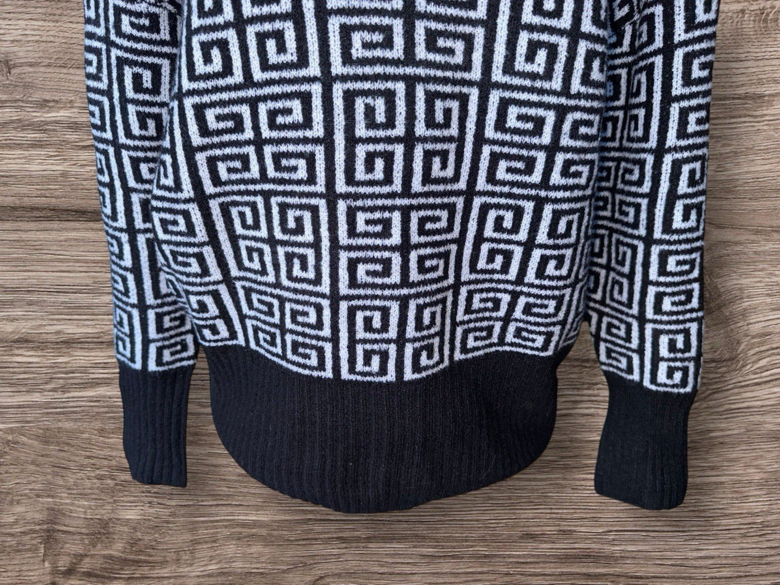 Pep&Co Black & White Geo Patterned Turtle Neck Jumper Size L
