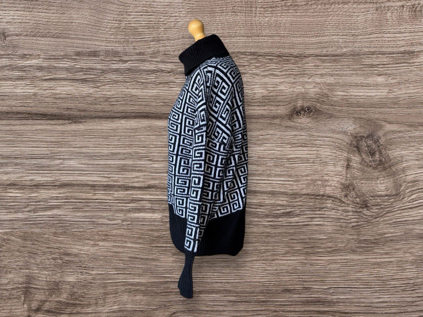 Pep&Co Black & White Geo Patterned Turtle Neck Jumper Size L