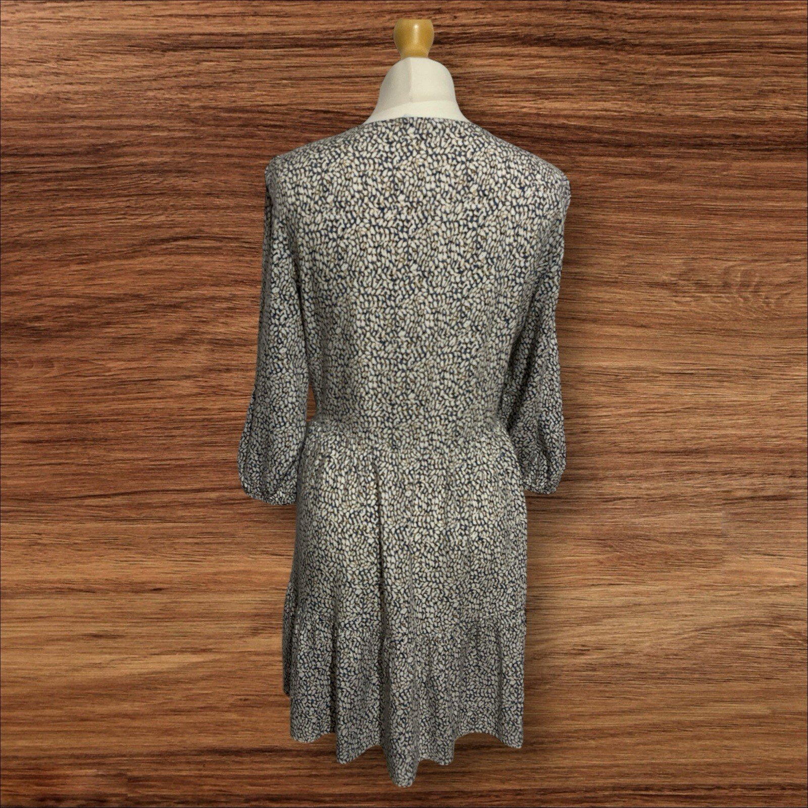 Womens Blue And White Tiered Dress 3 Quarter Sleeve Button Top Size 10