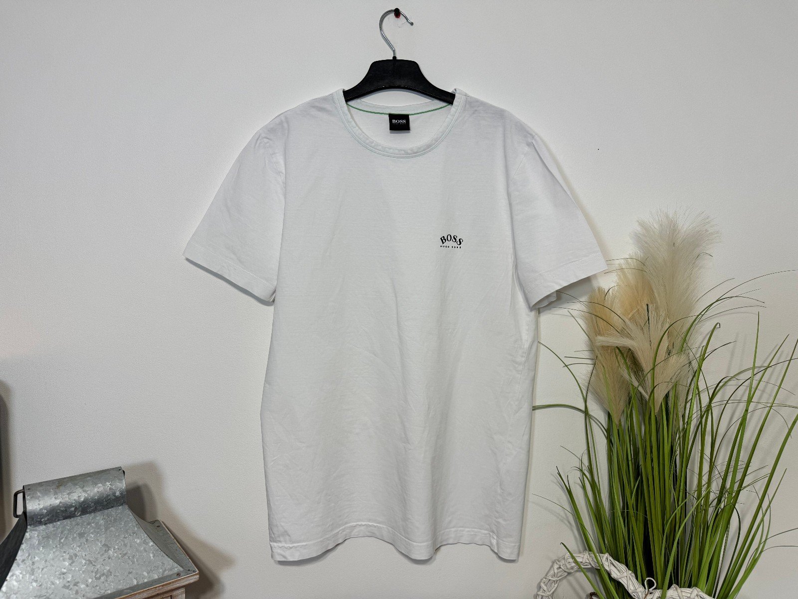 BOSS White Graphic Cotton T-Shirt Size M