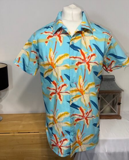 Bench Sky Blue Floral Short Sleeve Shirt Size L