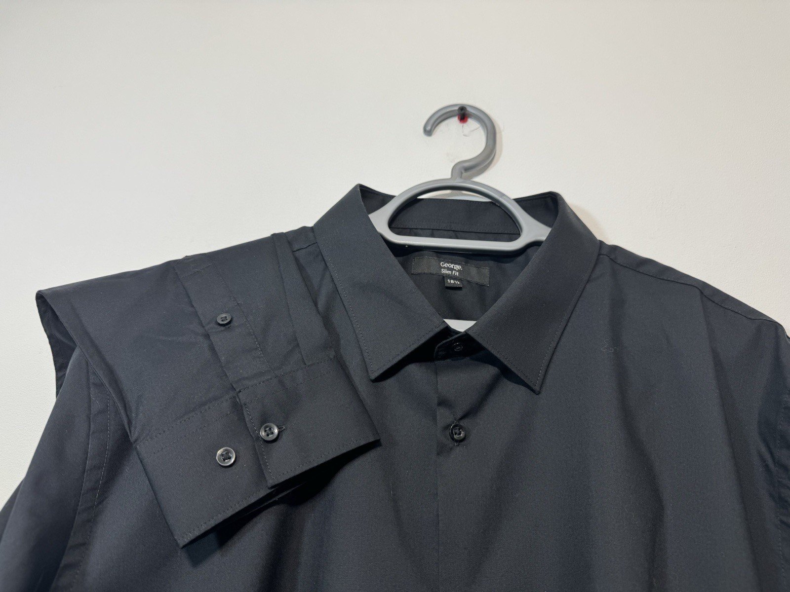 Black Slim Fit Long Sleeve Shirt Neck 18.5