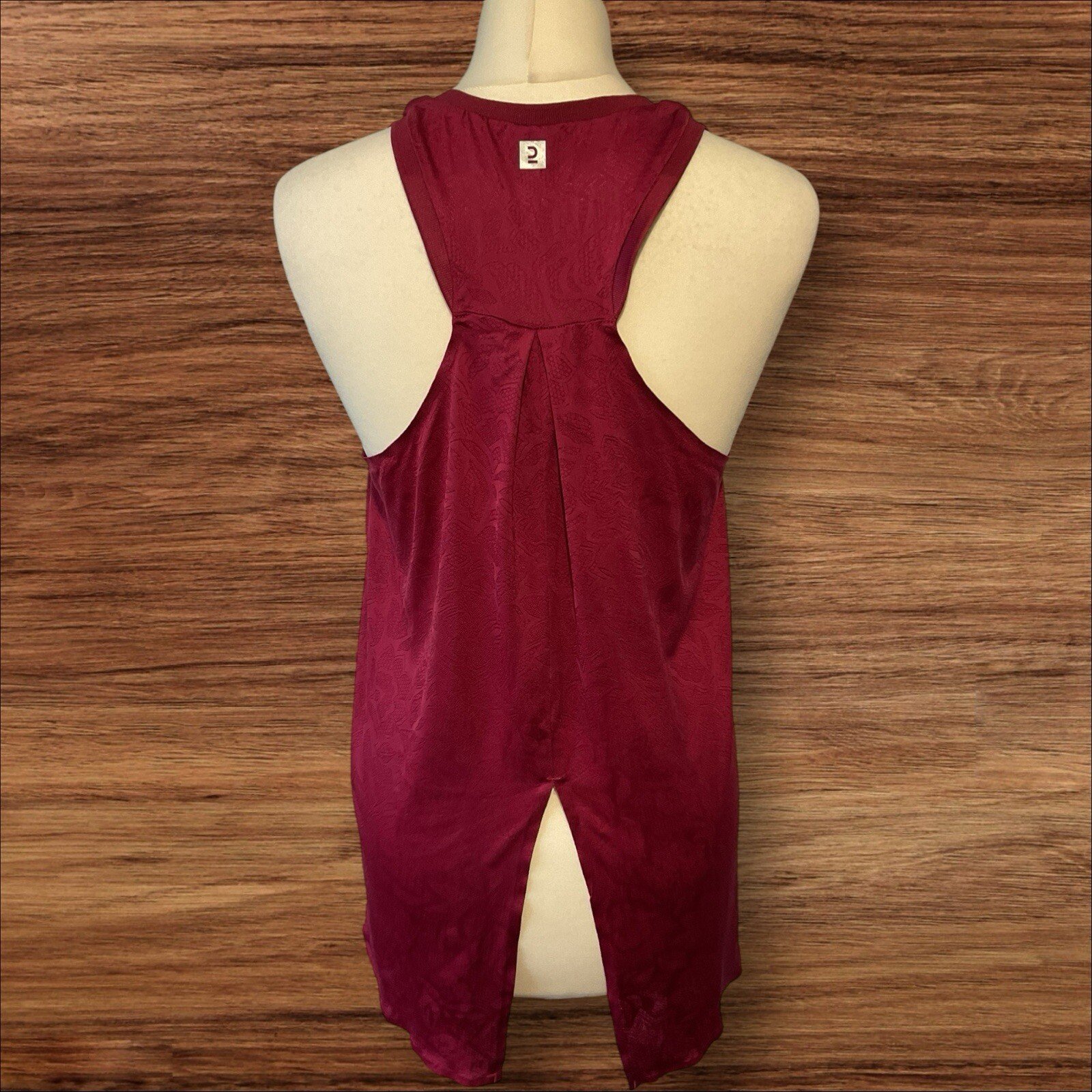 Burgandy Patterned Gym Top Racer Back Flare With Split Back Pit-pit 19in