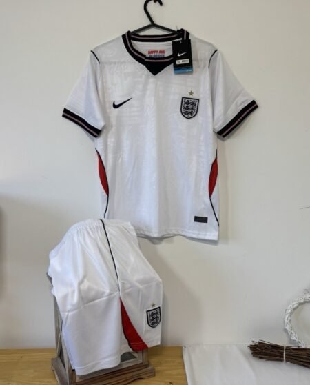 England World Cup 2026 Kids Shirt & Shorts Set Size 11-12 Yrs