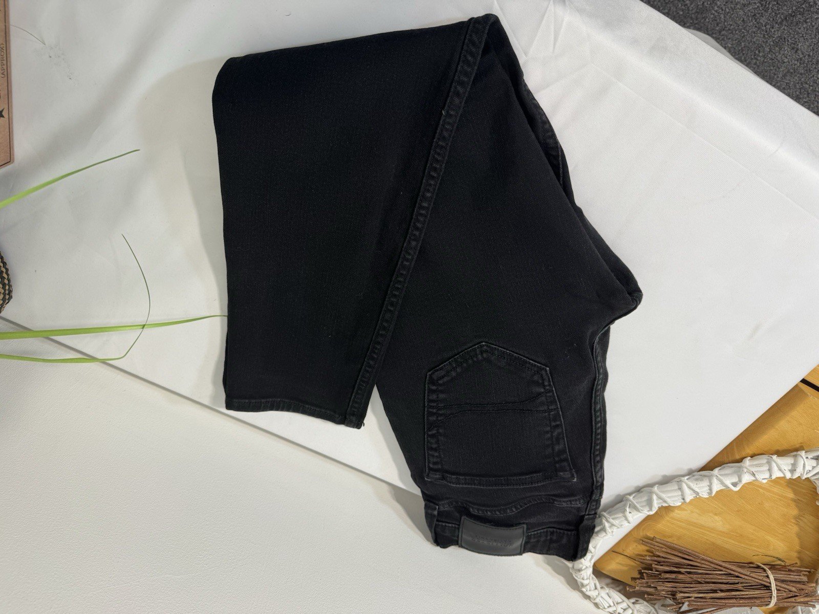 Hollister Black Tapered Advanced Stretch Crop Jeans W28 L27