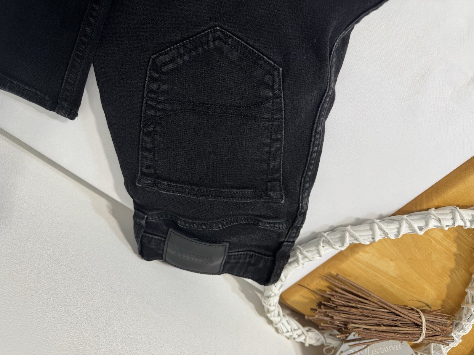 Hollister Black Tapered Advanced Stretch Crop Jeans W28 L27