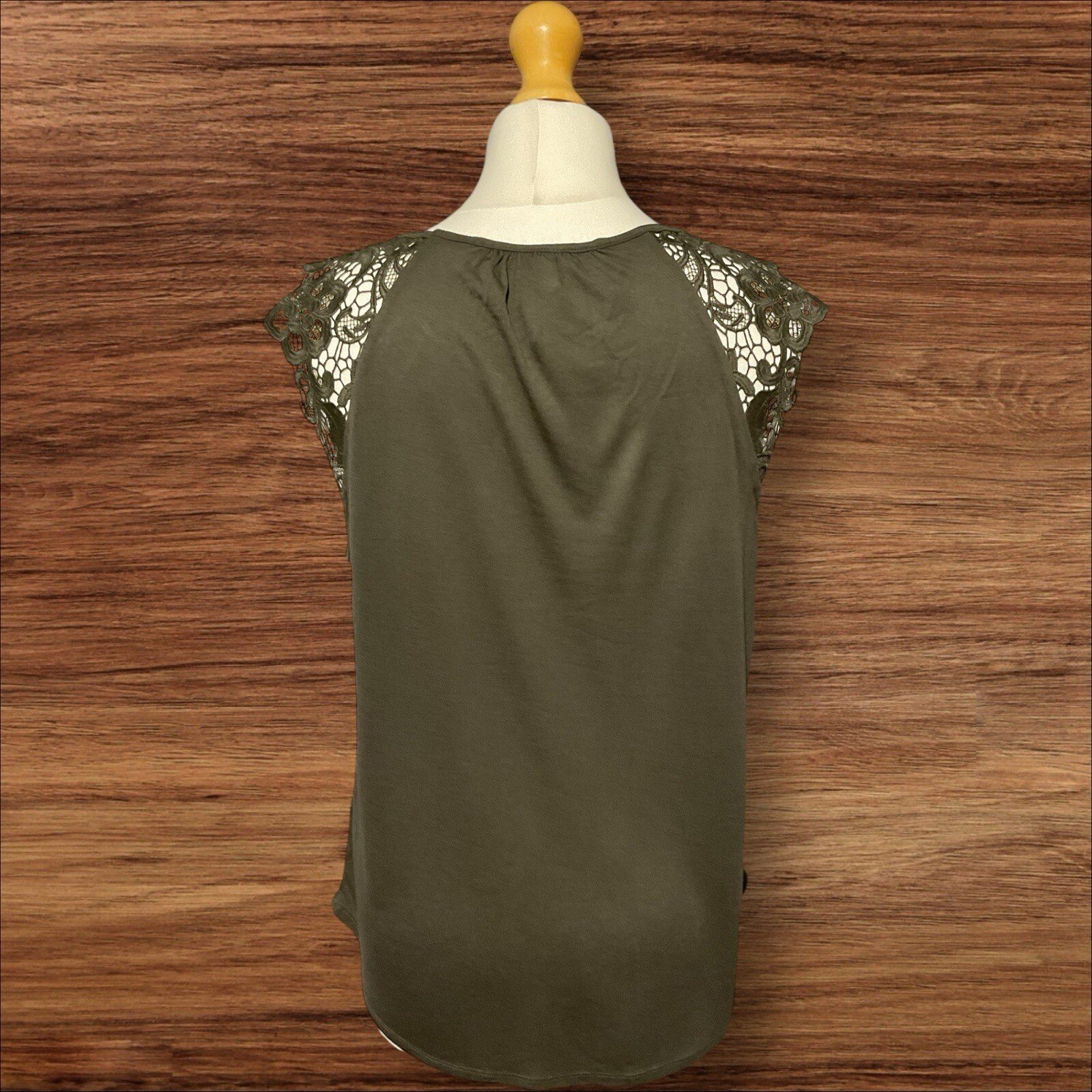 Kharki Green Top Lace Effect Short Sleeve Low Round Neck Flowy Bottom Size M