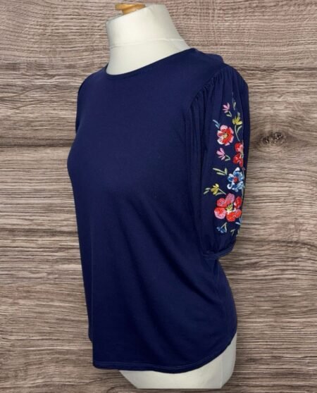 Papaya Navy Blue Top Wit Floral Arm Detail Round Neckline Size 8