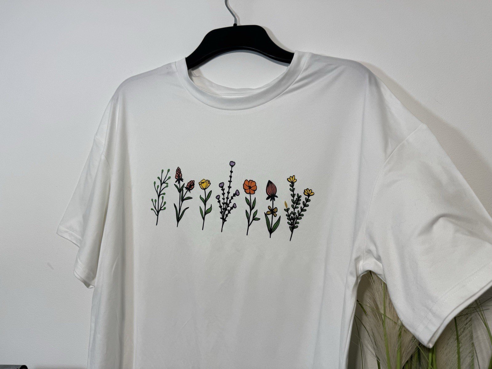 White Oversized Short Sleeve Graphic T-Shirt Size S