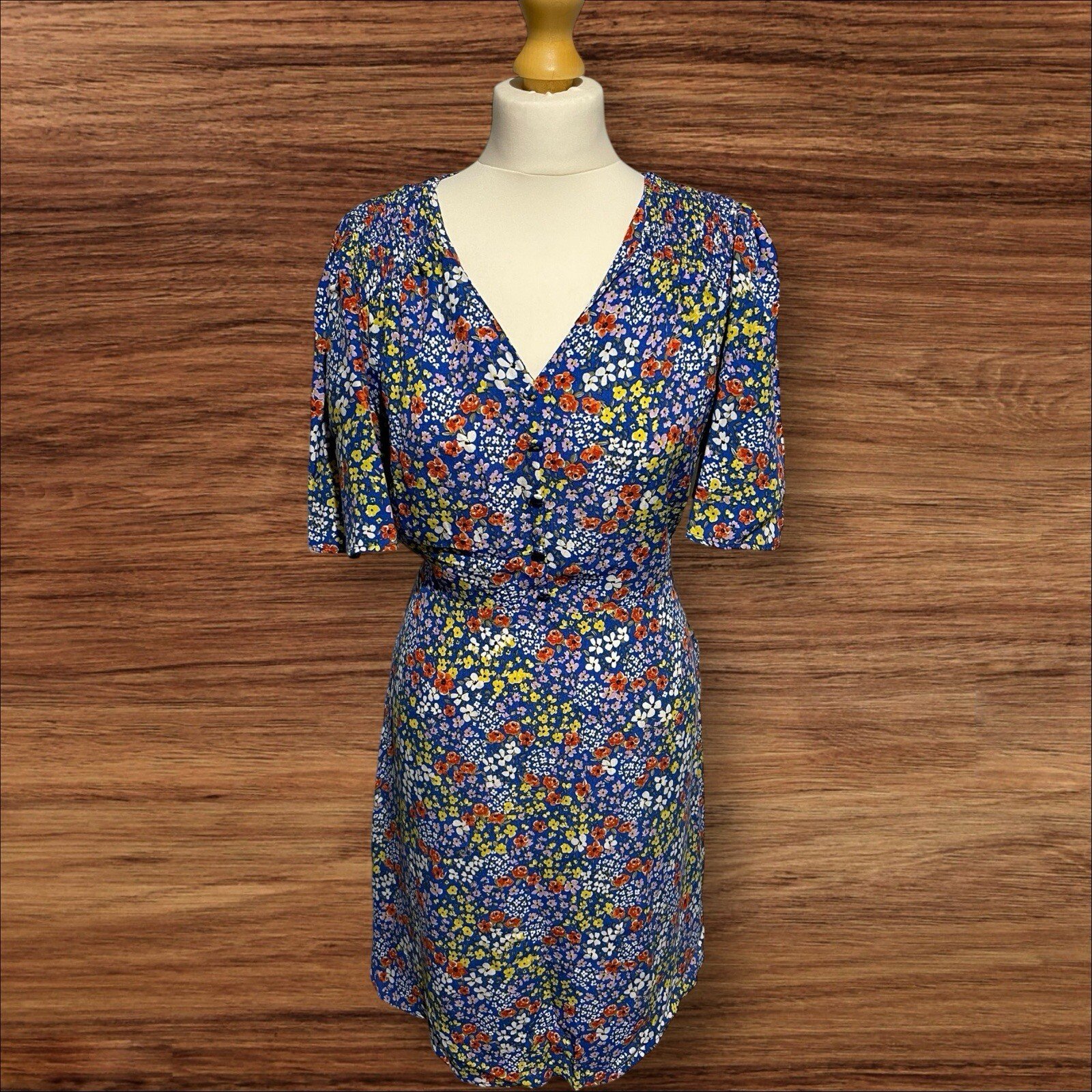 Blue Floral A-line Dress Vneck Button Detail Elastic Waist Bell Sleeve Size 14