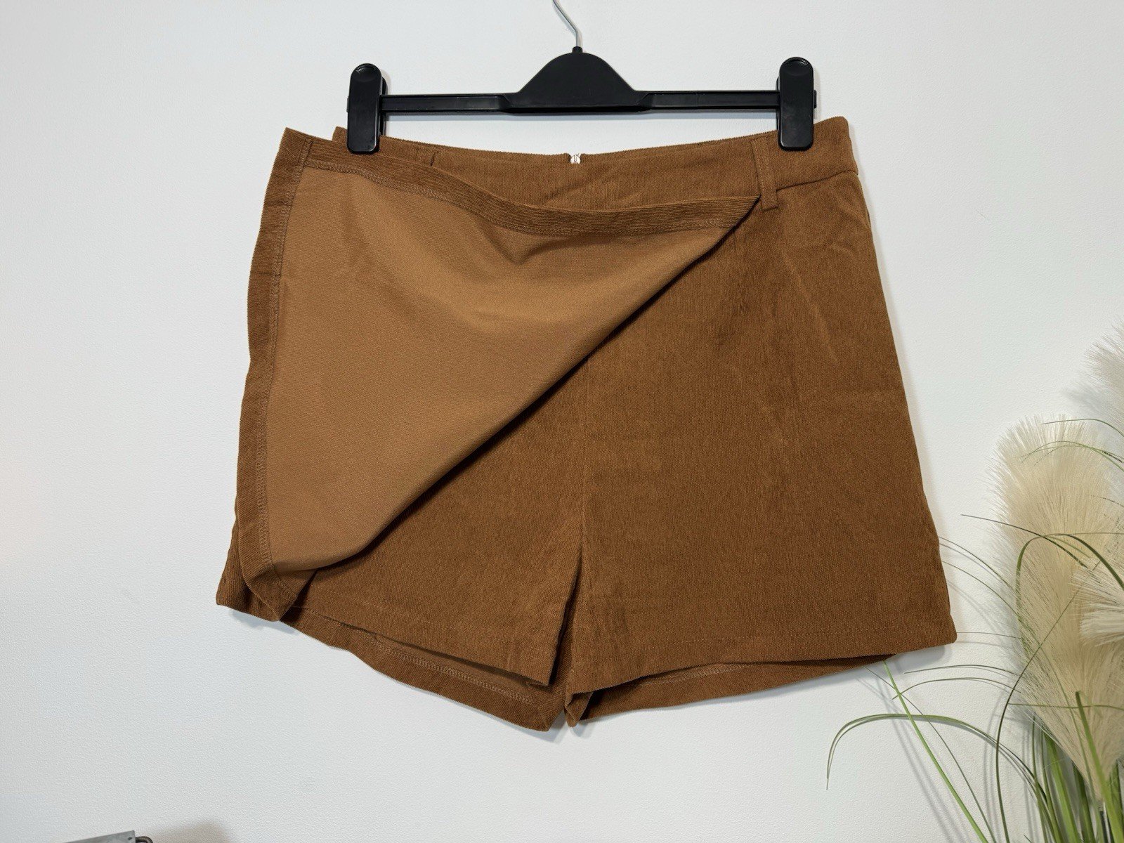 Caramel Delicate Fine Cord Skort Size 12-14