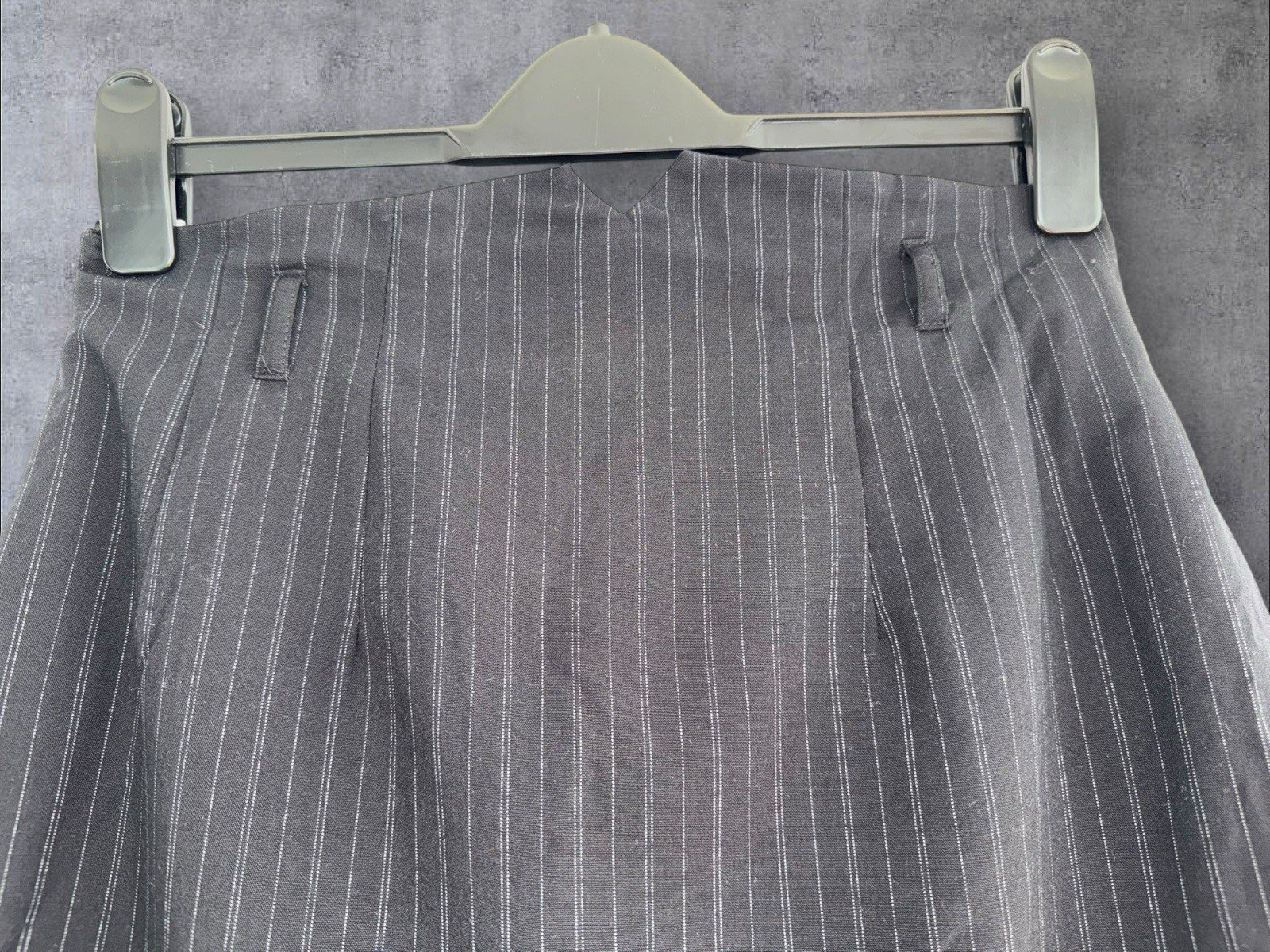 Etam Black Pinstripe Lined Pencil Skirt V Detail Waistband Belt Loops Size 14