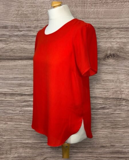 G21 Red Scoop Neck Blouse Shirt Bottom Size 10