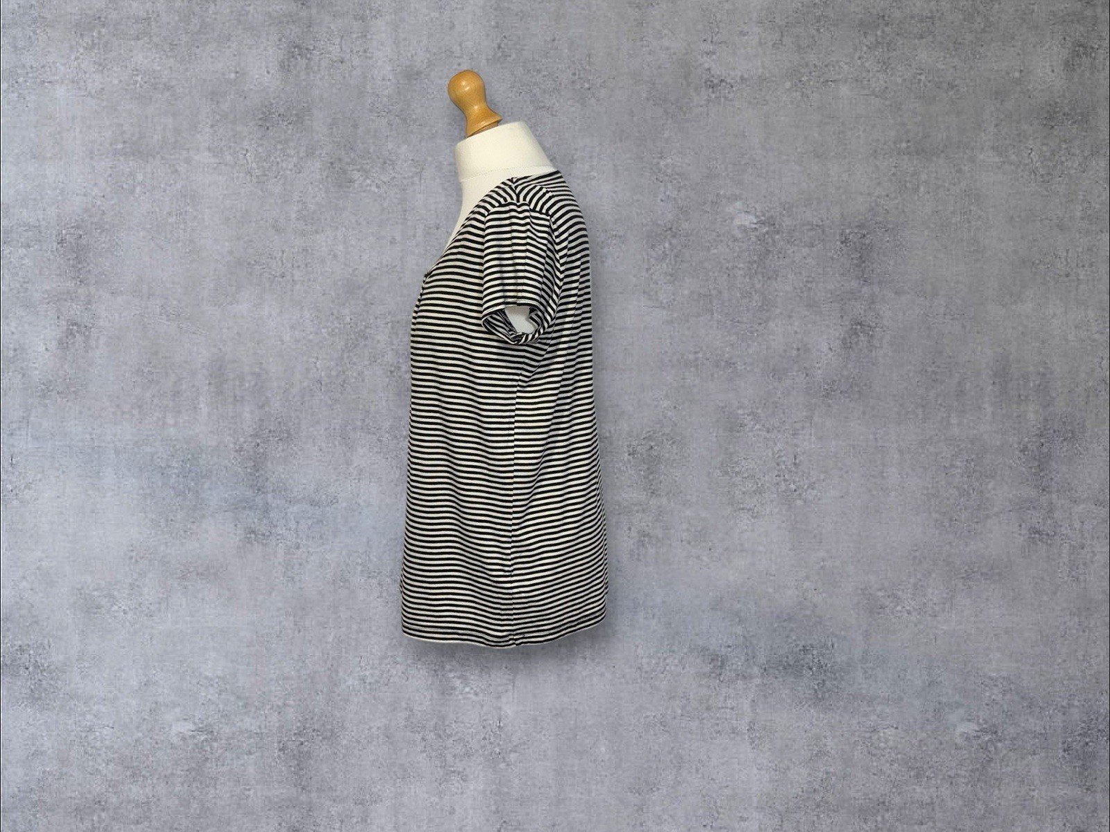 M&S Cream Mix Stripe Top Pleated Front Detail Scoop Neck Size 16