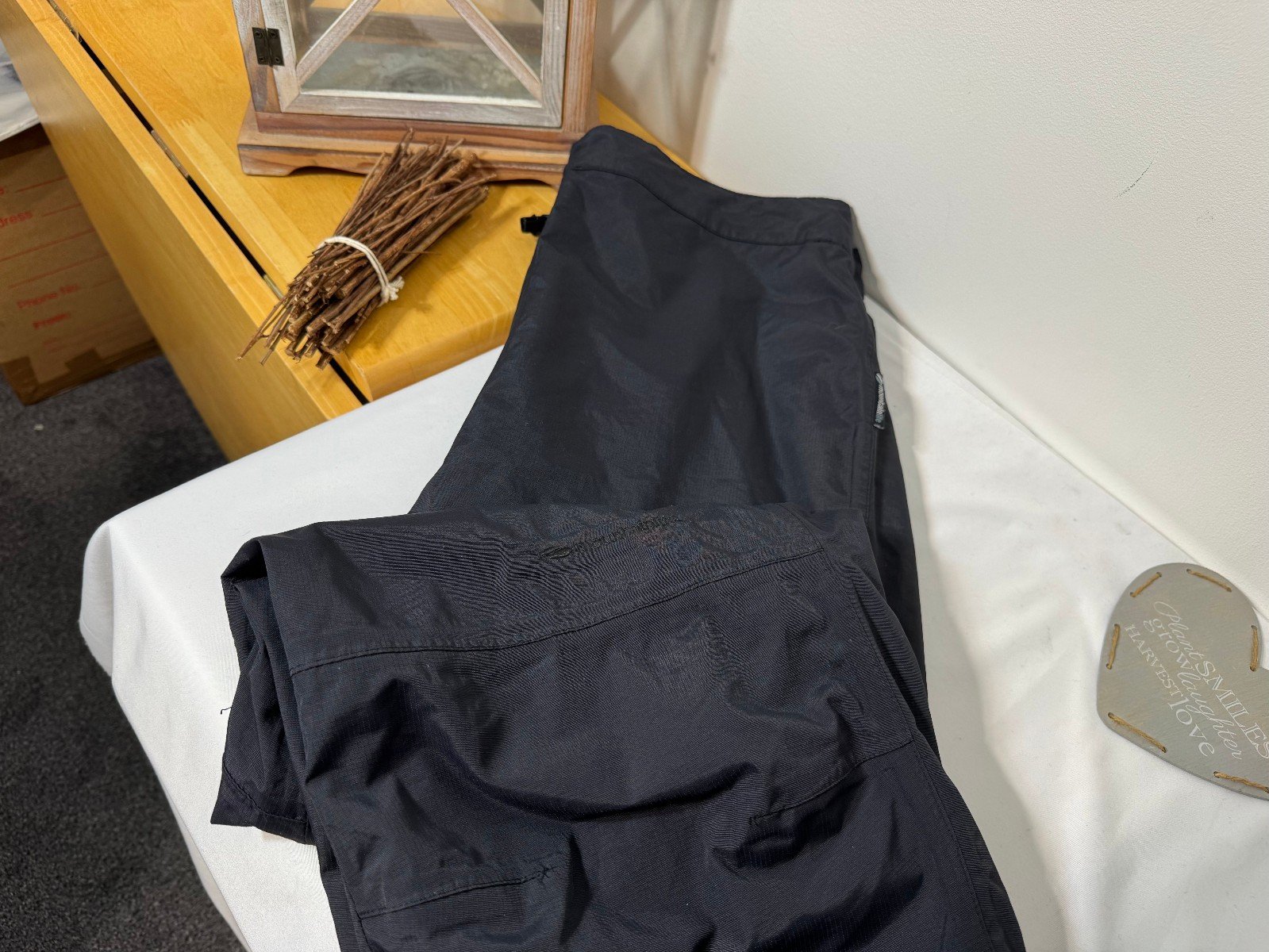 Mountainlife Black Waterproof & Lined Trousers Size L