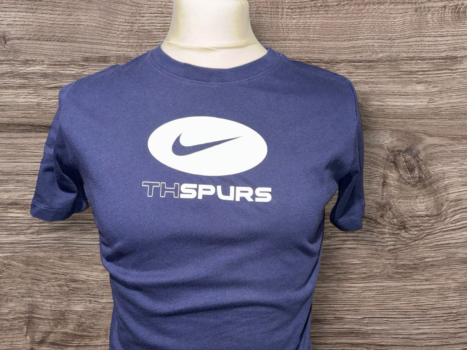 Nike Tottenham Hotspur Theme Navy T-shirt With Graphic Side Badge Pit-pit 19in