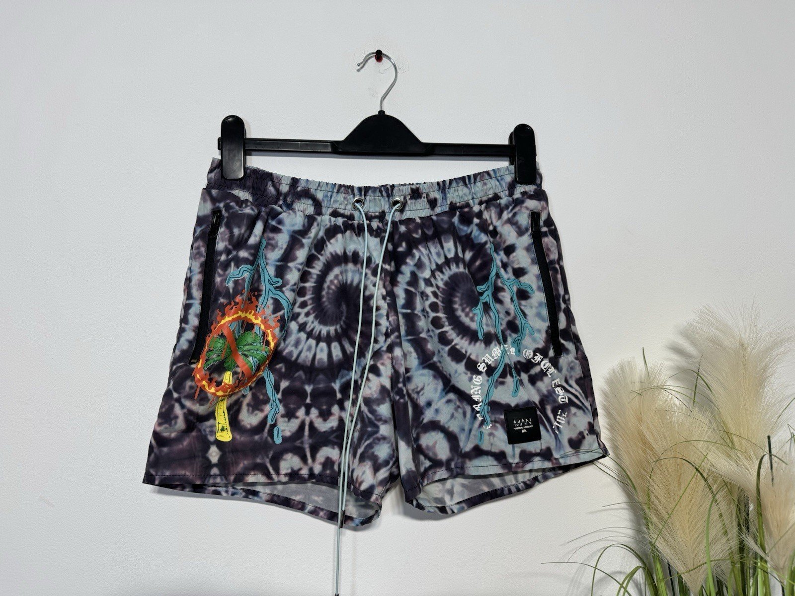 Tie Dye Graphic Mesh Lined Swim Shorts Size M
